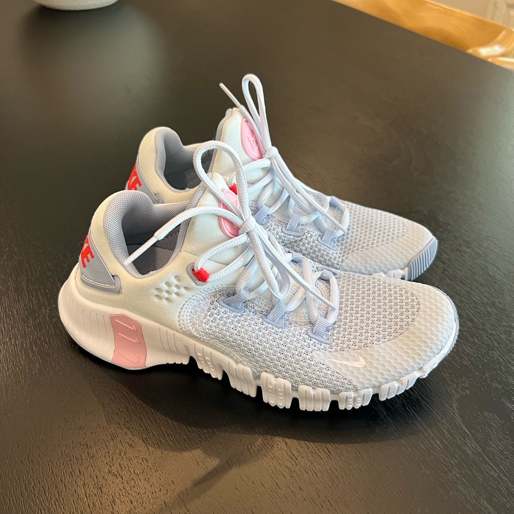 Nike Metcon Free 7.5 Women’s.